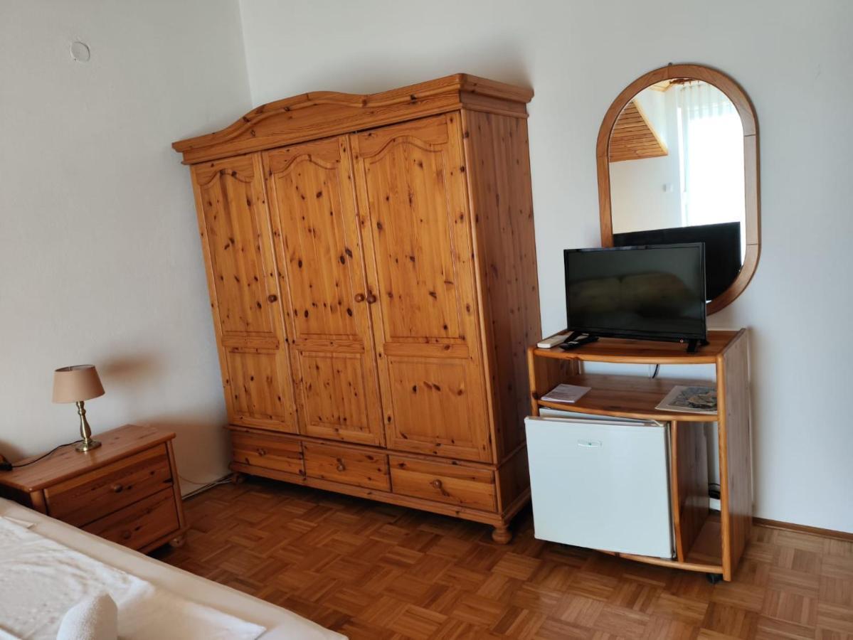 Villa Niko Podstrana Exteriör bild